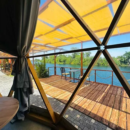 In Out Glamping Роскошный шатер *