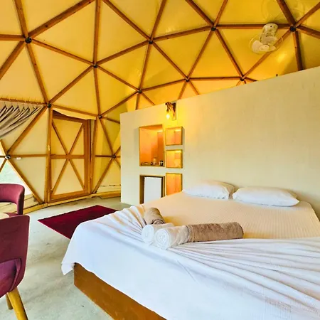 In Out Glamping Роскошный шатер Анталья